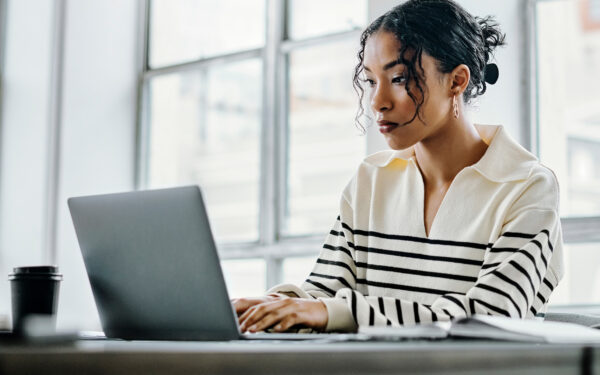 Les organisations canadiennes ne sont pas préparées aux cybermenaces axées sur l’IA, selon le nouveau rapport de CIRA