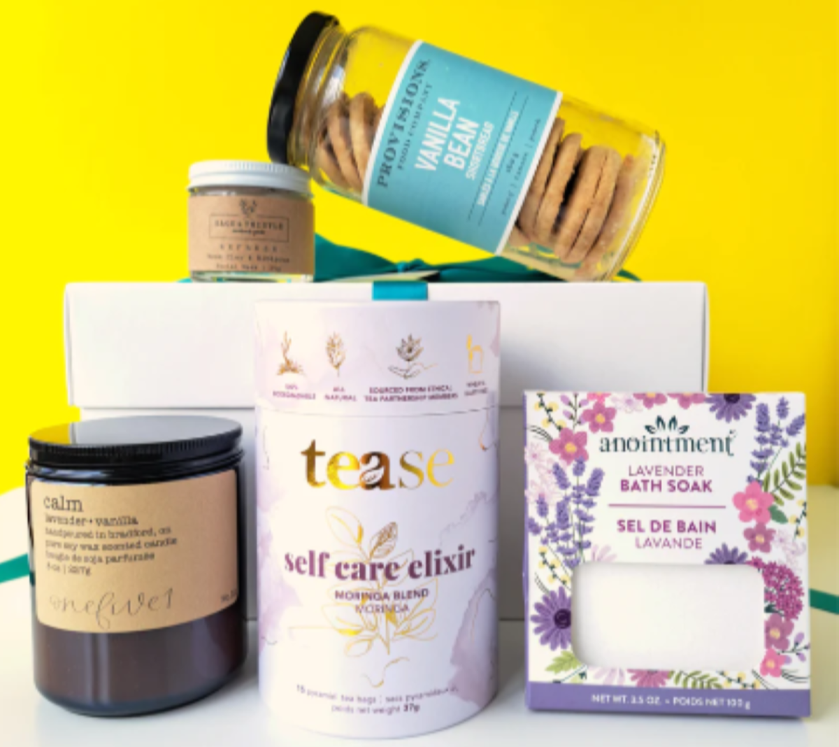 Valentine's Day gift idea, Hug In A Box gift set from The 