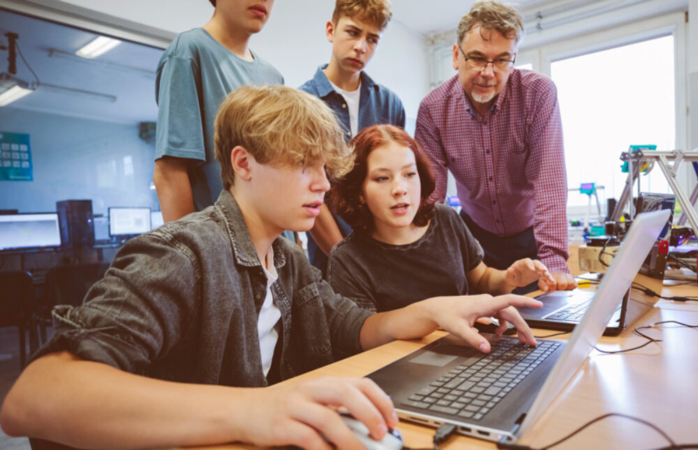 School Kids Tech