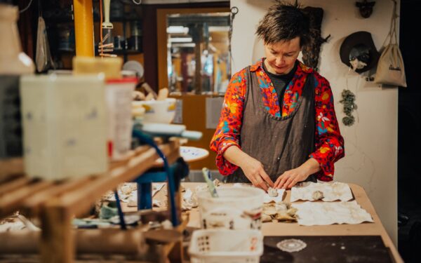 Sculpting with heart: how clay artist Cynthia O’Brien uses .CA to share her intricate work