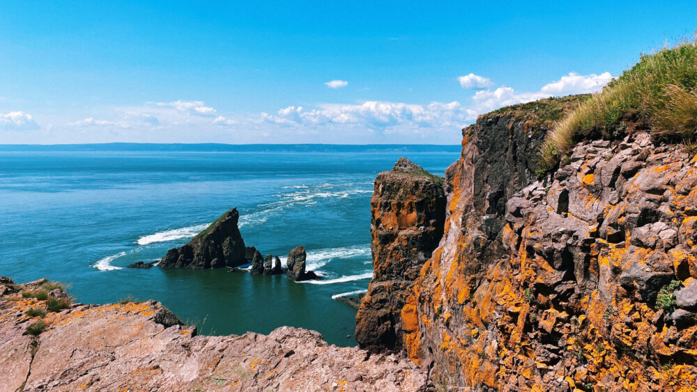 cape split hiking trails, nova scotia, canada.