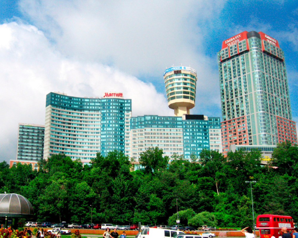 towe hotel in Niagara Falls, ON. getaways in Canada